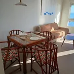 Apartman & Jacuzzi Frente Al Mar *