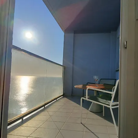 Apartament & Jacuzzi Frente Al Mar La Manga del Mar Menor